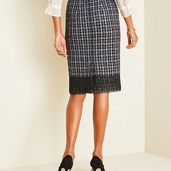 Tweed skirt - Picture 3 of 3